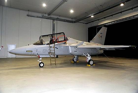 Italian Air Force received the latest training aircraft M-346 "Master"