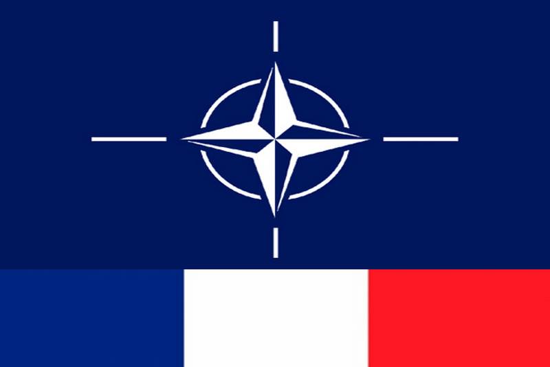 France has offered to declare independence from NATO