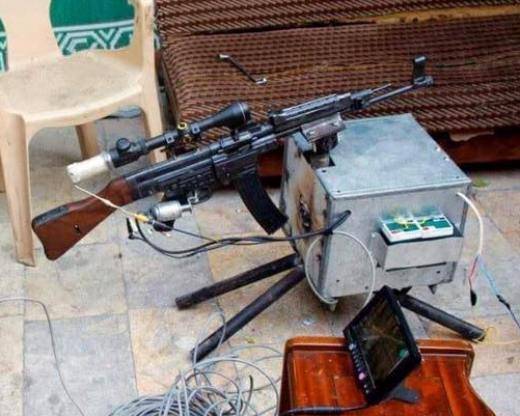 Syrian opposition presented a "robot" with a German machine gun