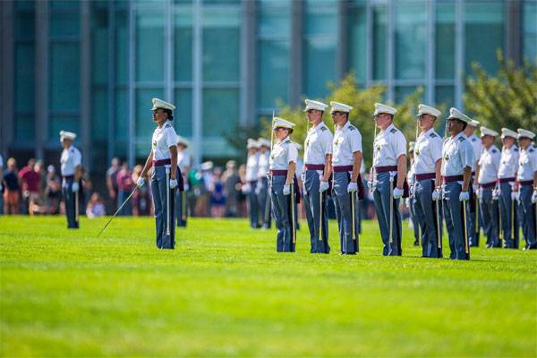 Washington'daki ilk 27 yıl askeri geçit töreni tarihini verdi