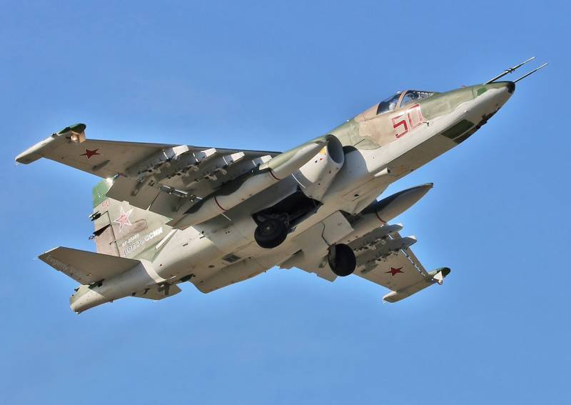 미디어: 22월에 러시아 연방 항공우주군(Aerospace Forces of Russia)은 Su-25SM3의 최신 수정 버전에서 XNUMX대의 Grach 공격기를 받을 것입니다.