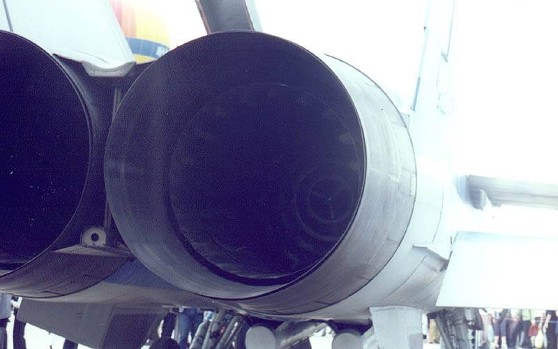 Motoren für MiG-31, Interceptions und komplexer "Dolch"