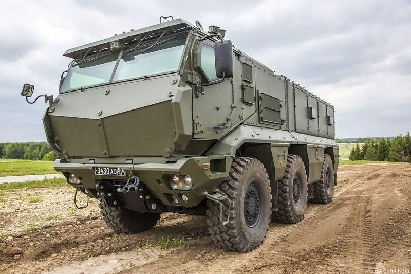 Panzerwagen "Typhoon-K" rüsten neue Feuerlöschanlagen aus