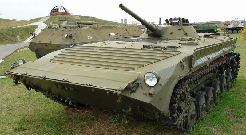 Der aufgerüstete BMP-1 wird mit einem neuen Geschütz ausgestattet