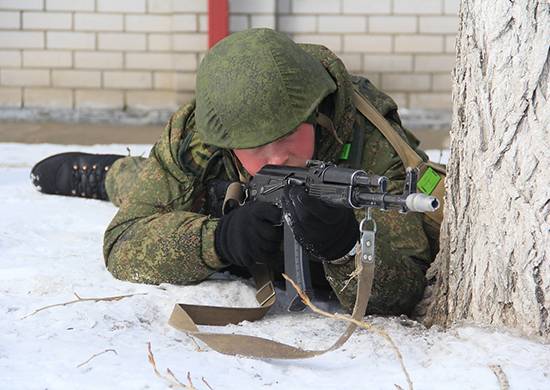 Des militaires du district militaire du Sud ont repoussé l'attaque d'une flotte de matériel militaire près de Volgograd