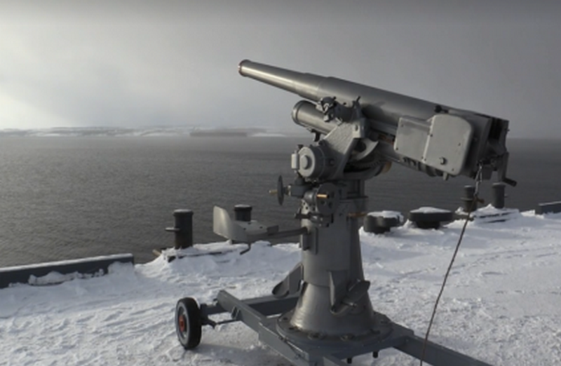 In der Nordflotte wurden die russischen 1927-Flak-Abwehrgeschütze erfolgreich getestet