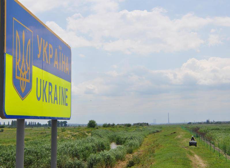 Порошенко подписал указ, касающийся посещения Украины гражданами РФ