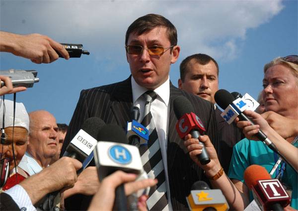 Lutsenko - a los ucranianos: el derrocamiento del poder llevará a la esclavitud y el hambre