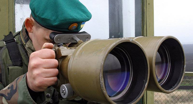 Ukrainian border guards said the use of laser weapons by militias