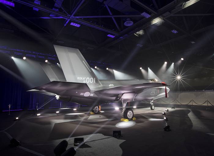 韓国向けに製造されたF-35Aのプレゼンテーションが米国で行われた