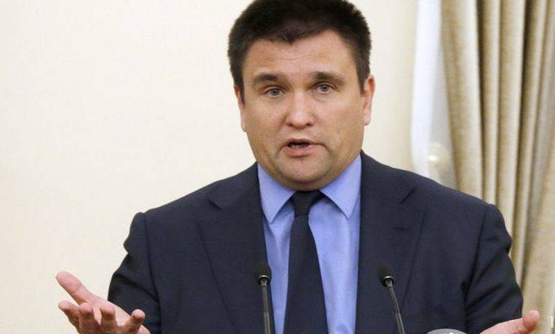 "E o que para o nosso?" Klimkin está indignado