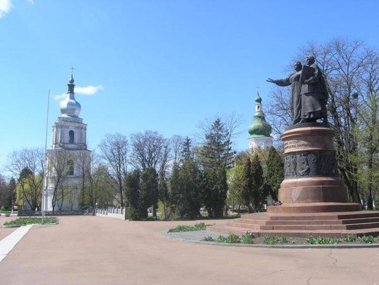 Kiev a appelé au démantèlement du "monument honteux" à l'amitié russo-ukrainienne