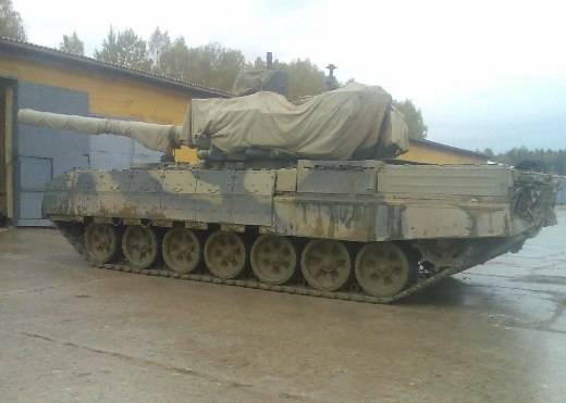 "Abramscaput" pode compartilhar sua arma com "Armata"