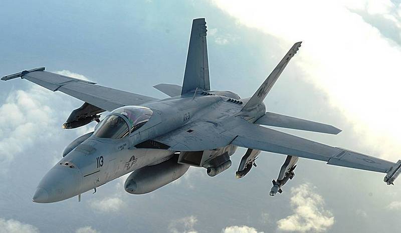 F / A-18E / F Super Hornet is still flying. After modernization