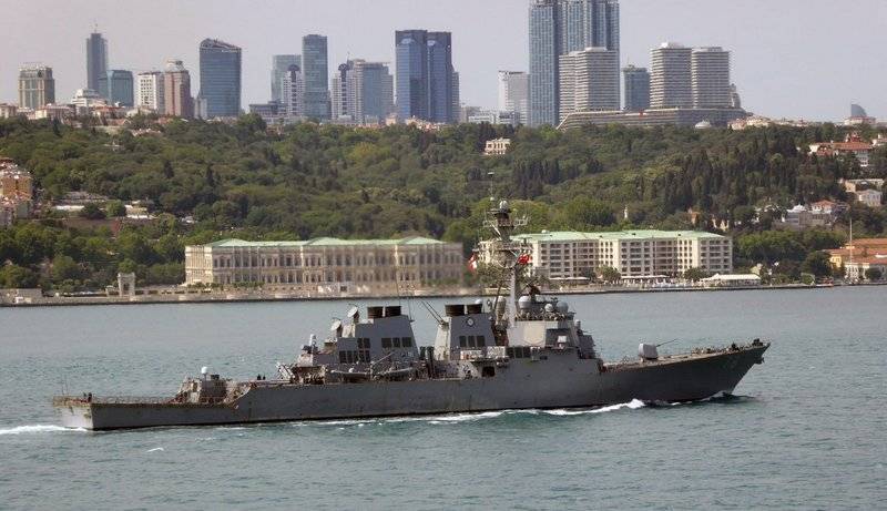 Bir başka ABD destroyeri Suriye kıyılarına gitti