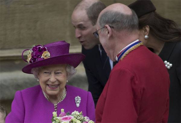 The Times: Elizabeth II dirige un arbre généalogique du prophète Mahomet