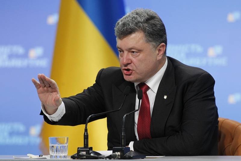 Poroshenko: We will not terminate the Treaty of Friendship with Russia. But a couple of points will remove