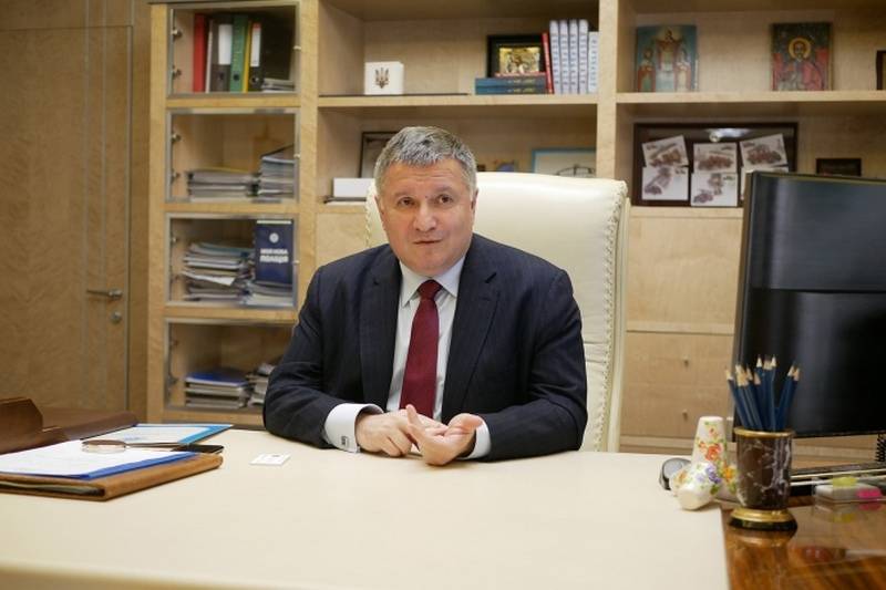 Nous allons défendre! Avakov prédit la guerre à la Russie