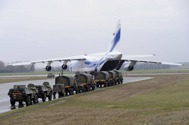 Berjalan kaki! Rusia menghentikan transportasi peralatan NATO oleh Ruslans