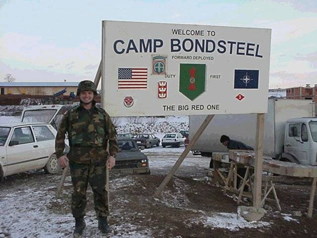 Baza ciudată a Camp Bondsteel din Kosovo