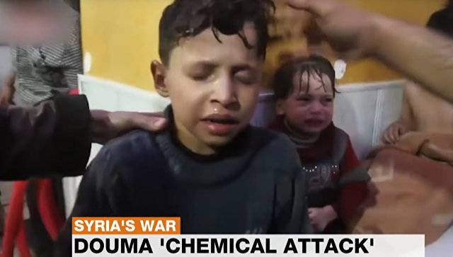 "Weiße Helme" nutzten ein hungriges Kind für eine Fälschung über Himatake in der Duma