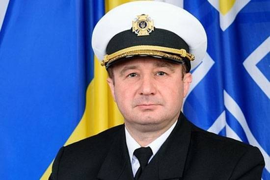 由于配偶的公民身份，乌克兰海军参谋长不在办公室