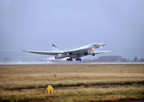 Il capo dell'azienda Tupolev: il nuovissimo Tu-160M2 è già in costruzione