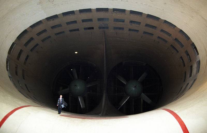 Vérifié dans le tube. TsAGI effectue des tests d'UAV à double usage