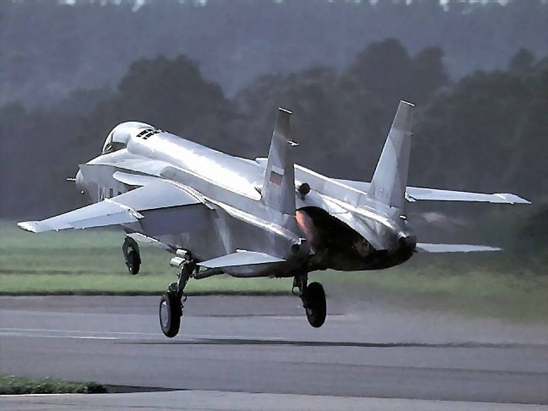 Su-33、MiG-29KおよびYak-141。 デッキのための戦い。 H. 2