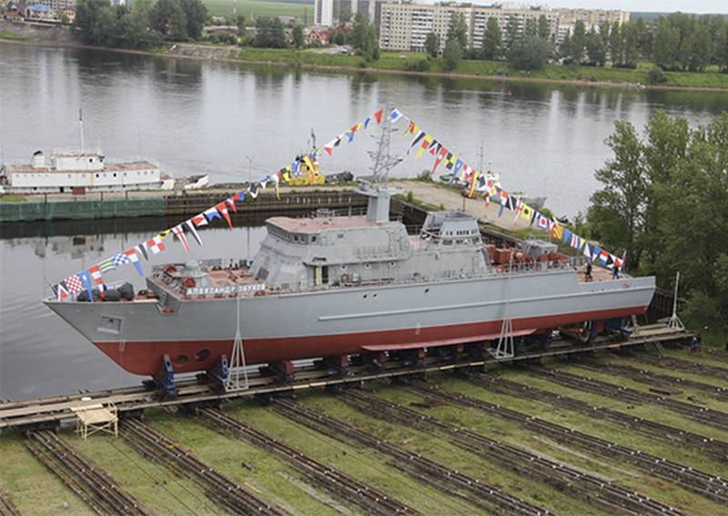 The third and the second serial. The minesweeper "Ivan Antonov" was launched in St. Petersburg