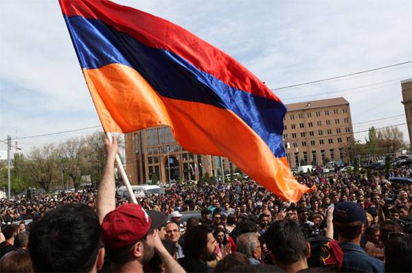 The revolution has no end. Is the "Party of Regions" waiting for the Armenian Republican fate?