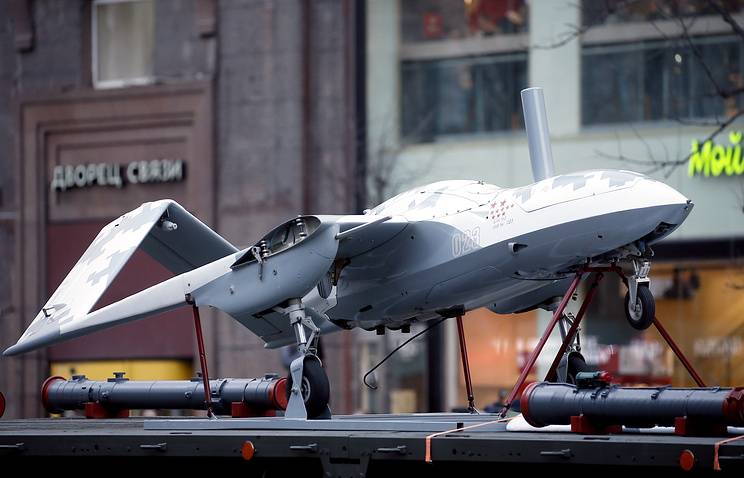 En el ensayo del desfile en Moscú por primera vez mostró el UAV "Corsair"