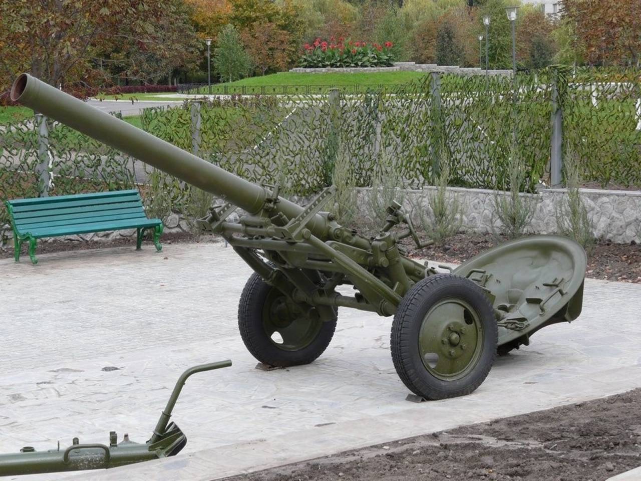迫击炮在其发展史和现代战争中各自能起到什么作用，相对于其他身管火炮有什么特点？ - 知乎