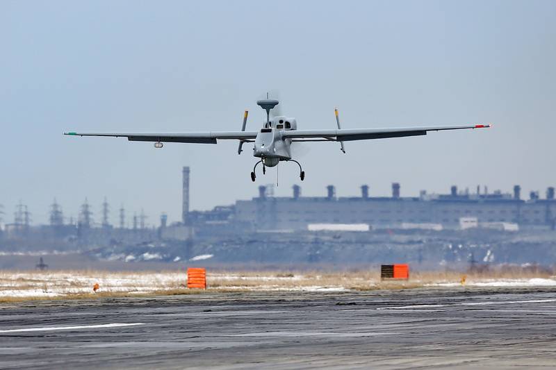 Полностью российский. Отечественный вариант БПЛА "Форпост" поступит в войска в 2019 году