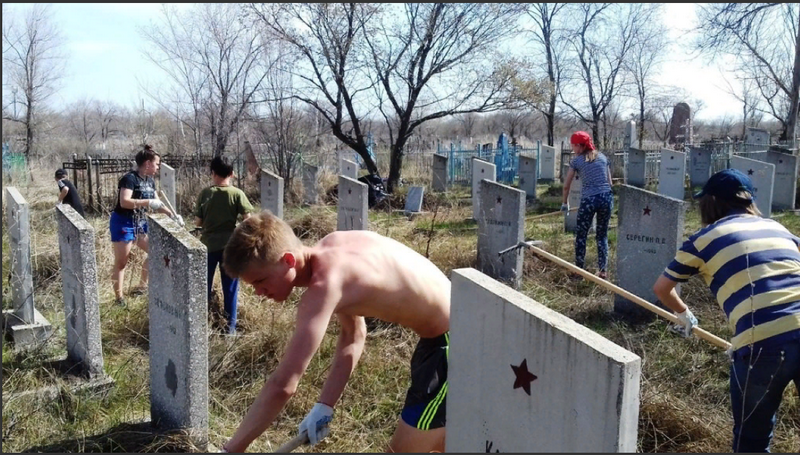 No abandoned graves. Yunarmiya detachments put things in order in the graves of the participants of the Second World War