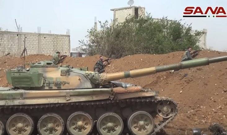 En Syrie, remarqué le "explosif" T-72 "Ural"