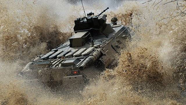 새로운 BTR-82A로 보충 된 카스피 해 소 함대