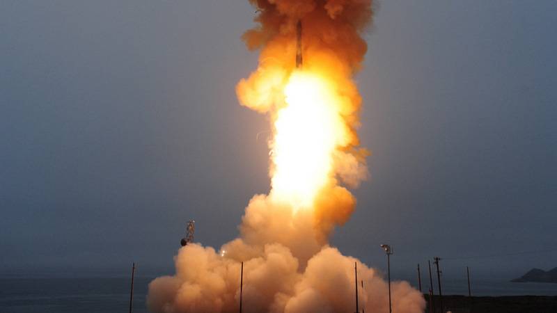 Segundo este ano. Os EUA realizaram um teste do ICBM Minuteman 3