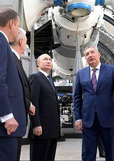 On which front is Rogozin being thrown?