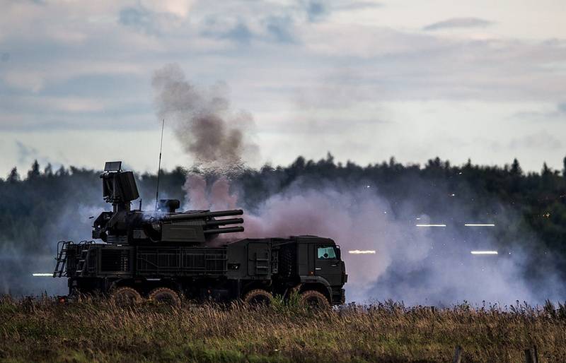 As tropas aguardam o modernizado sistema de defesa aérea Pantsir SM. Quais são as inovações?