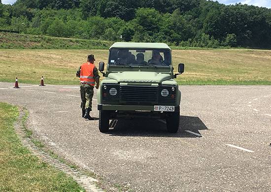 セルビアの大会で初めて行われたロシア軍ドライバー