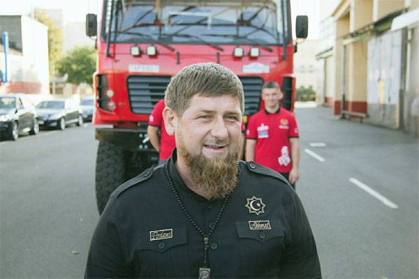 Ramzan Kadyrov: Tjetjenerna räddade ukrainare från svält och Porosjenko svarar med sanktioner