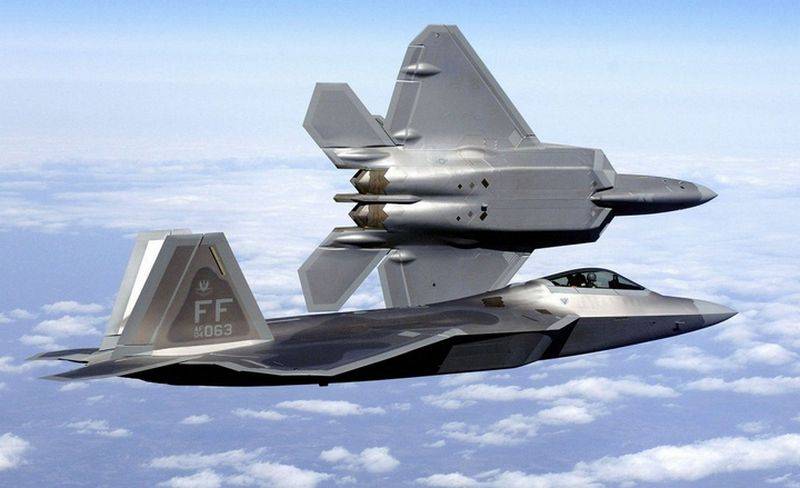 Az oroszok "felfedték" az F-22 minden titkát, a következő a sorban az F-35