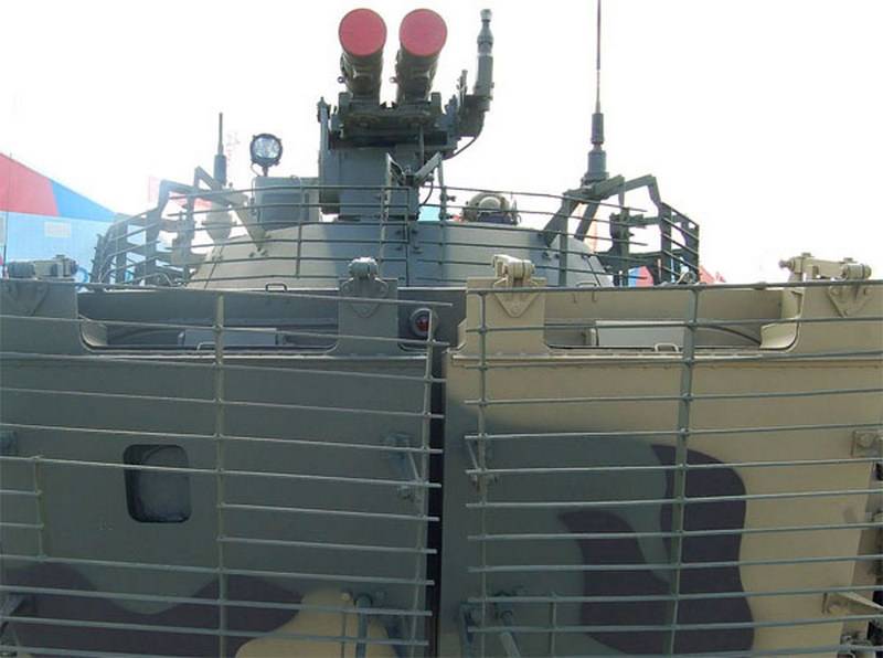 중앙 군사 지구 사단은 BMP-2M을 구축 전차의 변형으로 받아들일 것입니다.