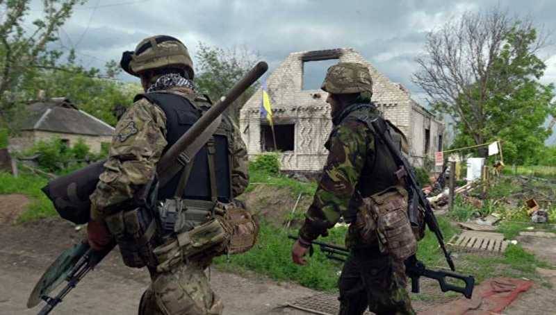Die ukrainischen Streitkräfte zogen sich aus zwei im Herbst 2017 eroberten Dörfern in der „Grauzone“ zurück
