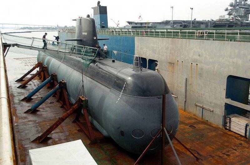 En Suecia lanzó el submarino modernizado Gotland
