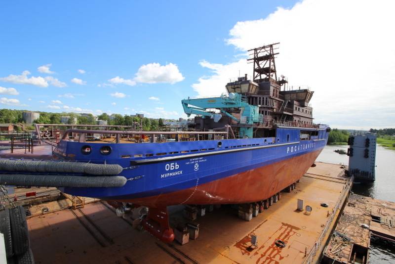 Diesel icebreaker Ob launched for the Yamal-LNG project in Vyborg