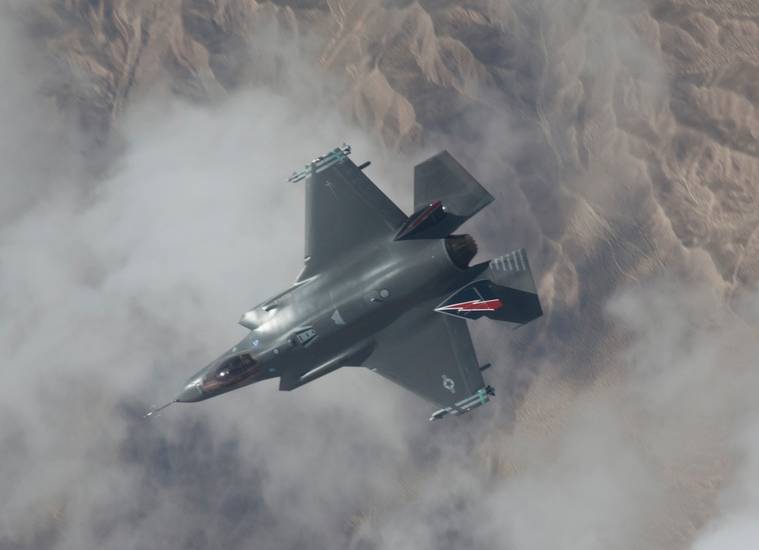 国务院：移交土耳其的第一架F-35毫无意义