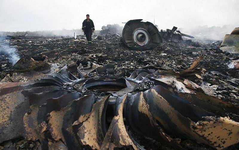 EU vyzývá Rusko, aby „přiznalo odpovědnost“ za havárii malajského boeingu