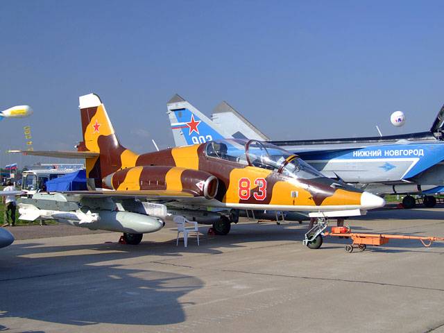 Il Ministero della Difesa ha fissato il compito di rilanciare il progetto UBS MiG-AT. Yak-130 ci ha deluso?